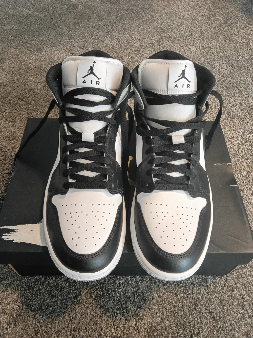 Nike Jordan Air Jordan 1 Mid Barons Black White Gray Mens Size 11